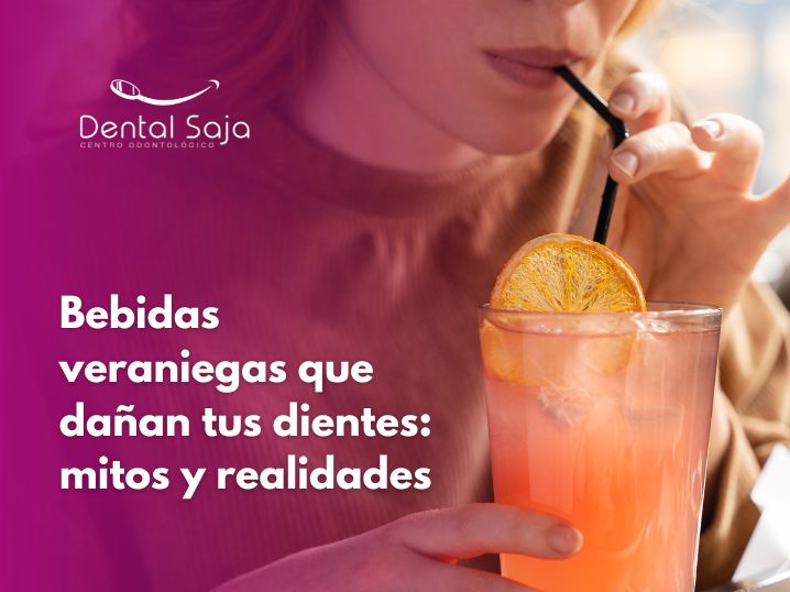 Mujer bebiendo granizado. Bebidas veraniegas que dañan tus dientes: mitos y realidades.